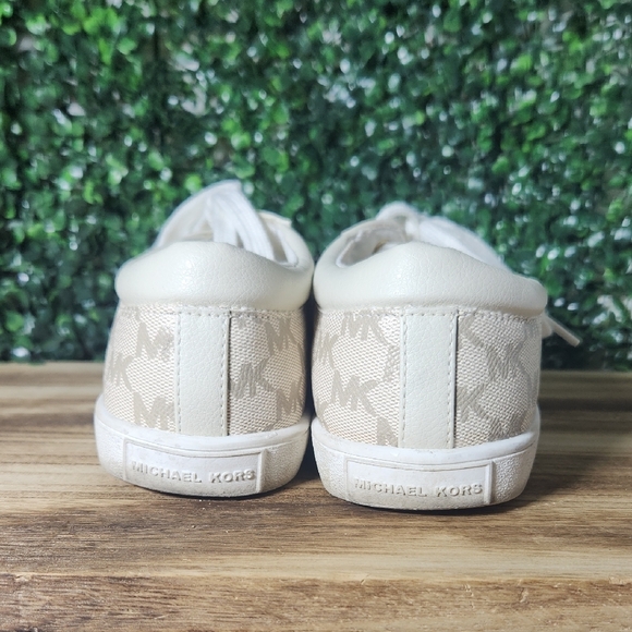 Michael Kors Cream Sneakers Size 5.5 - Picture 3 of 10